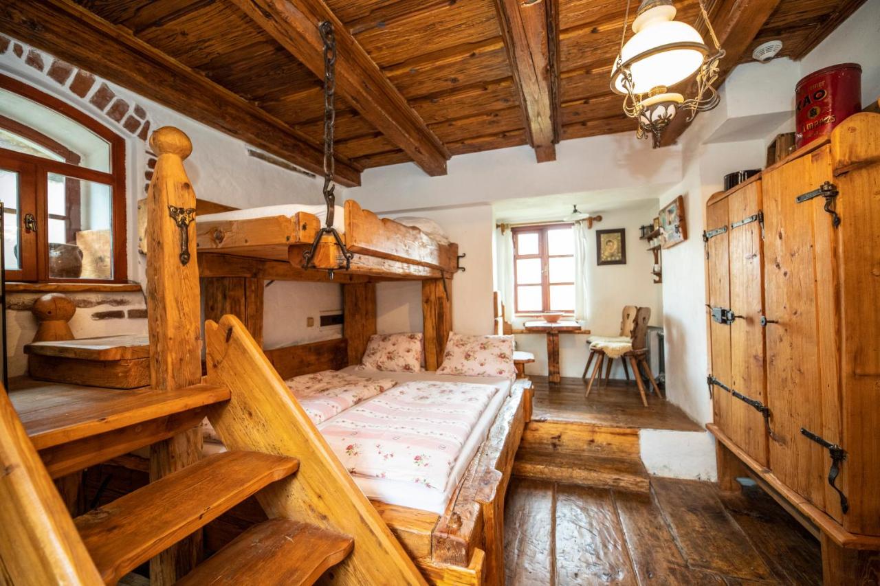 Třílůžkový pokoj